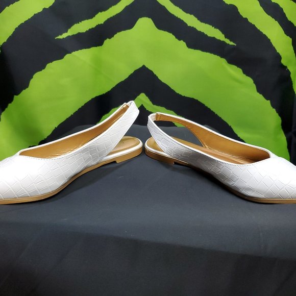 Royal Monk White Reptile Leatherette Pointed Toe Slingback Cove Flats - Size 39 - Picture 3 of 10